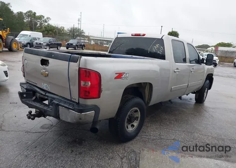 2007 Chevrolet Silverado 2500Hd Ltz z USA, uszkodzony, nr VIN 1GCHK23647F525840
